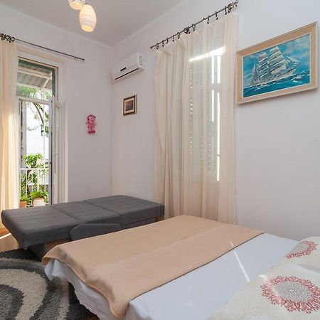 Apartment Vedrana Spalato Esterno foto