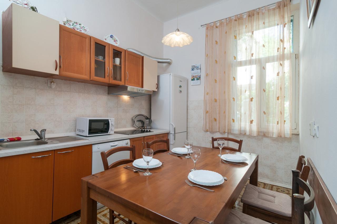 Apartment Vedrana Spalato Esterno foto