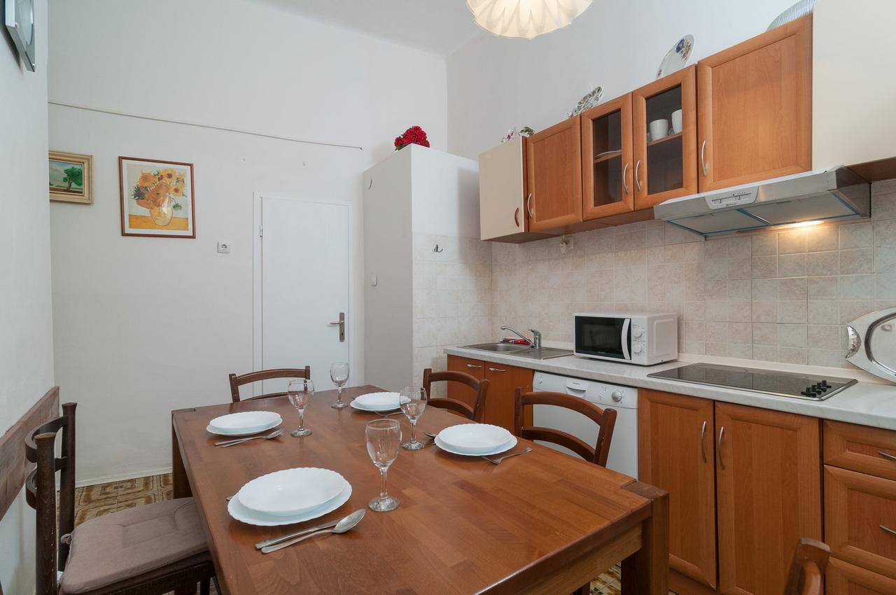 Apartment Vedrana Spalato Esterno foto